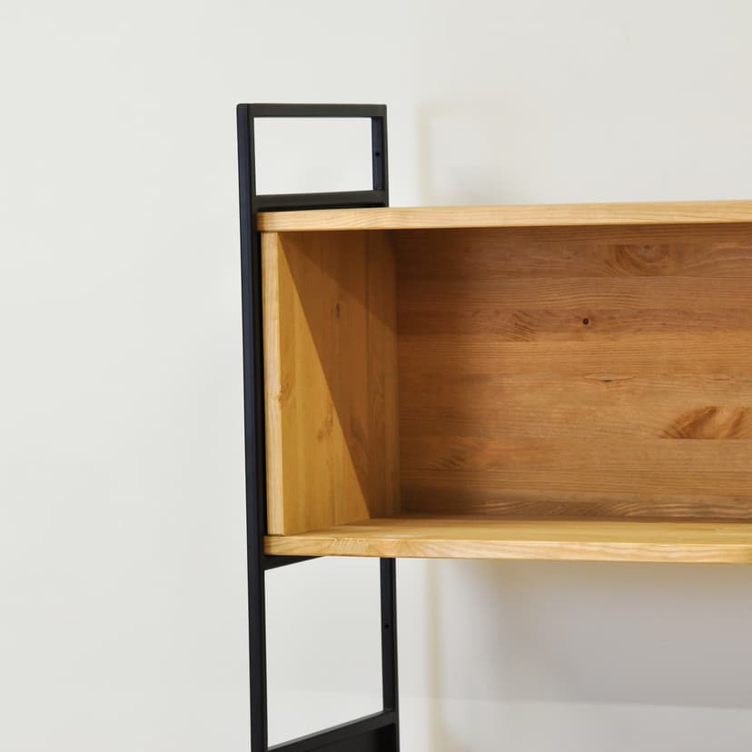 Стеллаж Бьерн 180×35×127, массив сосны с металлическими боковинами, бейц — фото 4